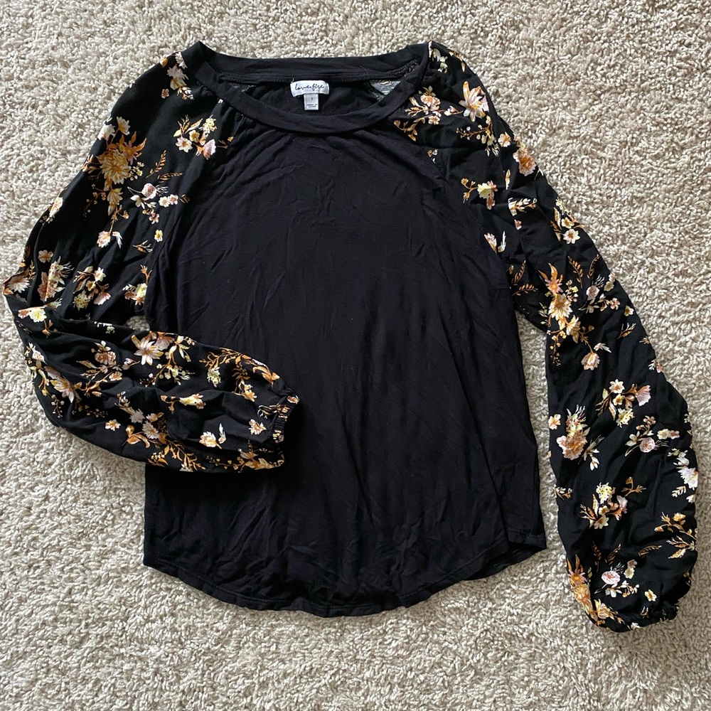 Women’s Long Sleeve Top